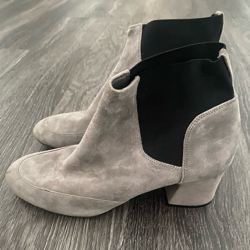 Naturalizer Danica Gray heeled Boots